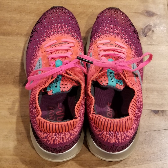Brooks Levitate 2 Pink Purple Silver Running Shoes Womens Size 8 - Picture 5 of 11